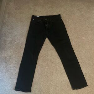 32x30 Levi’s slim fit black jeans